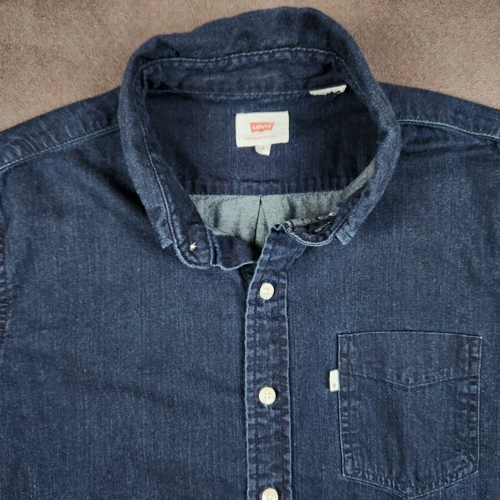 Levis Denim Shirt Mens Small Dark Blue Long Sleeve Button Up Pocket Stretch
